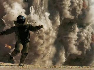 HD Quality Wallpaper | Collection: Movie, 320x240 The Hurt Locker