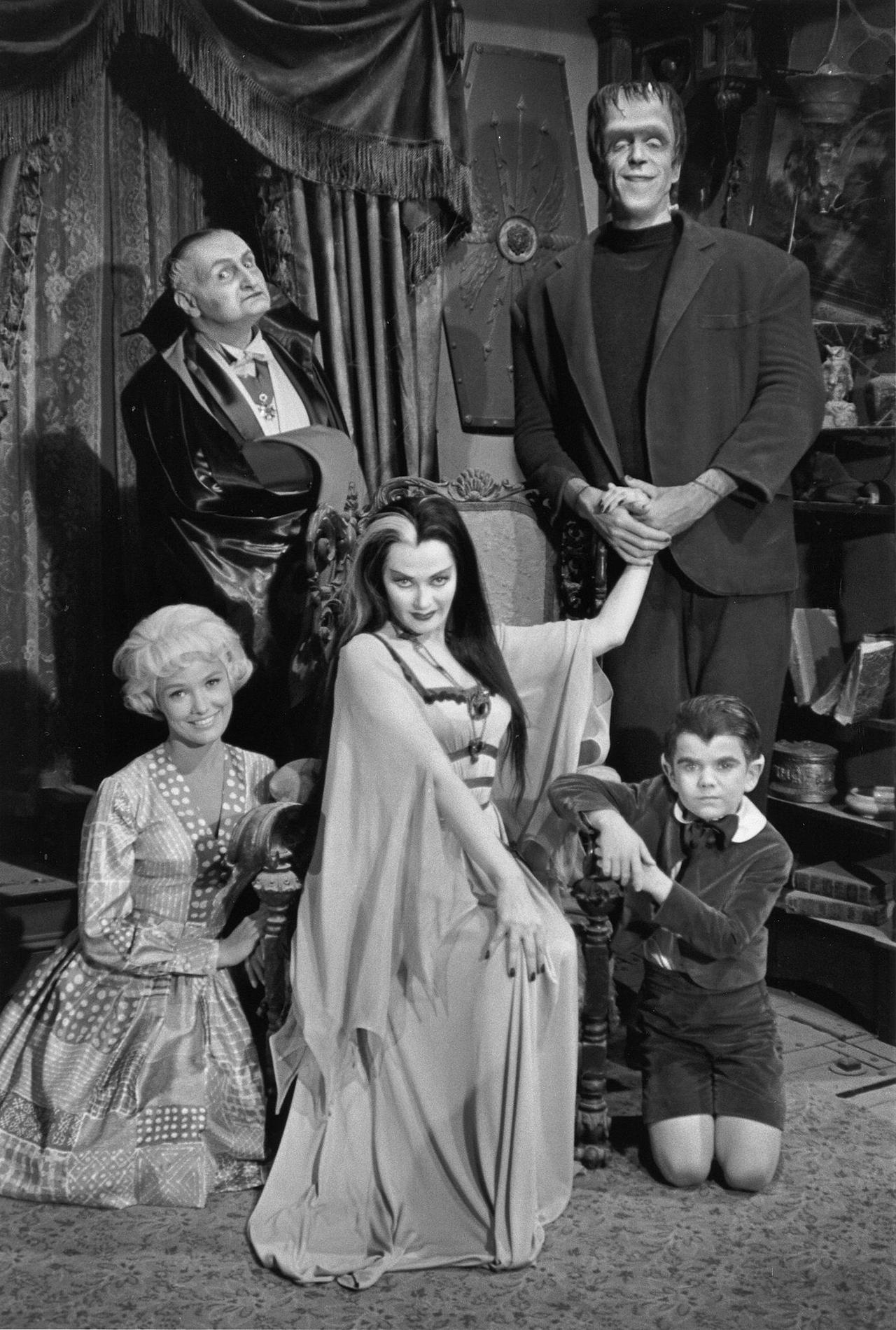 HQ The Munsters Wallpapers | File 336.71Kb