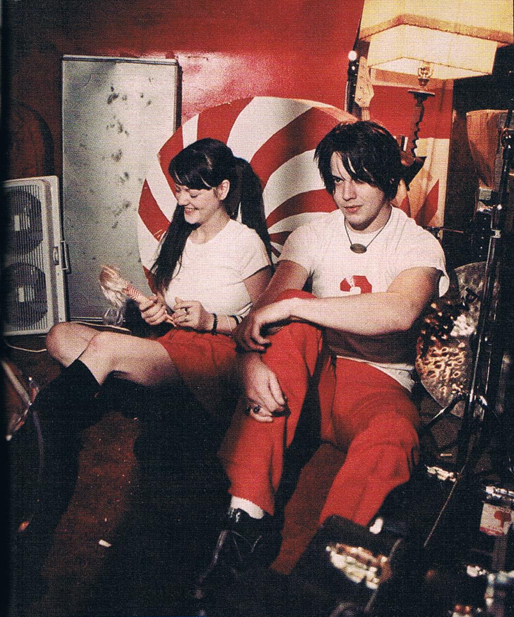 HQ The White Stripes Wallpapers | File 284.19Kb