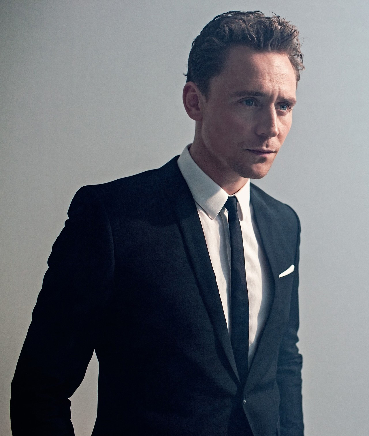 HD Quality Wallpaper | Collection: Celebrity, 1280x1512 Tom Hiddleston