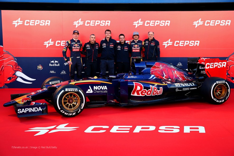 886x591 > Toro Rosso Wallpapers