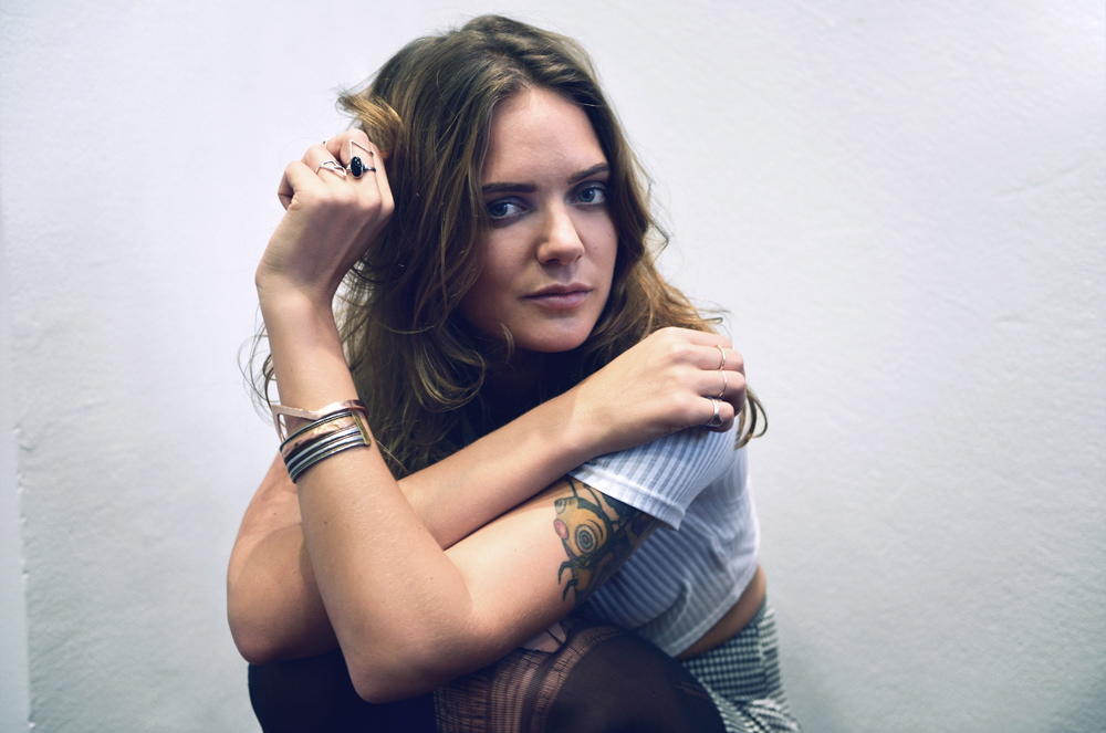 1000x663 > Tove Lo Wallpapers