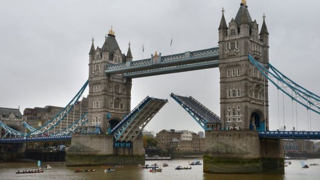 Nice Images Collection: Tower Bridge Desktop Wallpapers