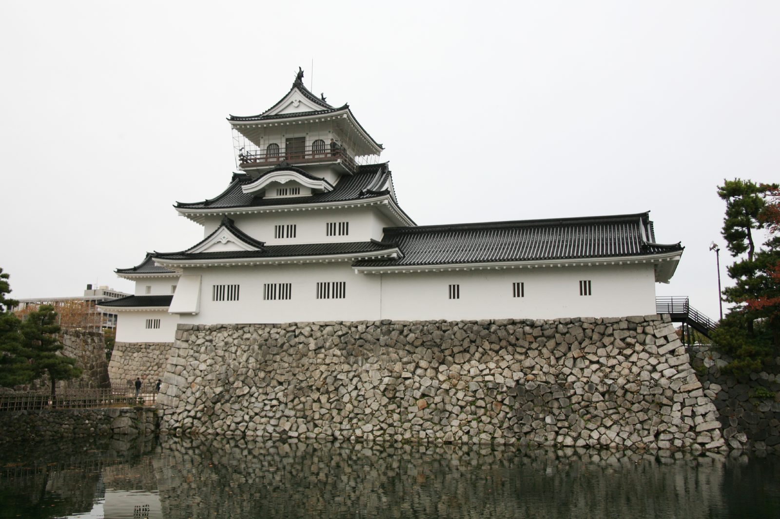 HD Quality Wallpaper | Collection: Man Made, 1600x1066 Toyama Castle