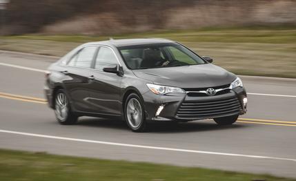 Images of Toyota Camry XLE | 429x262