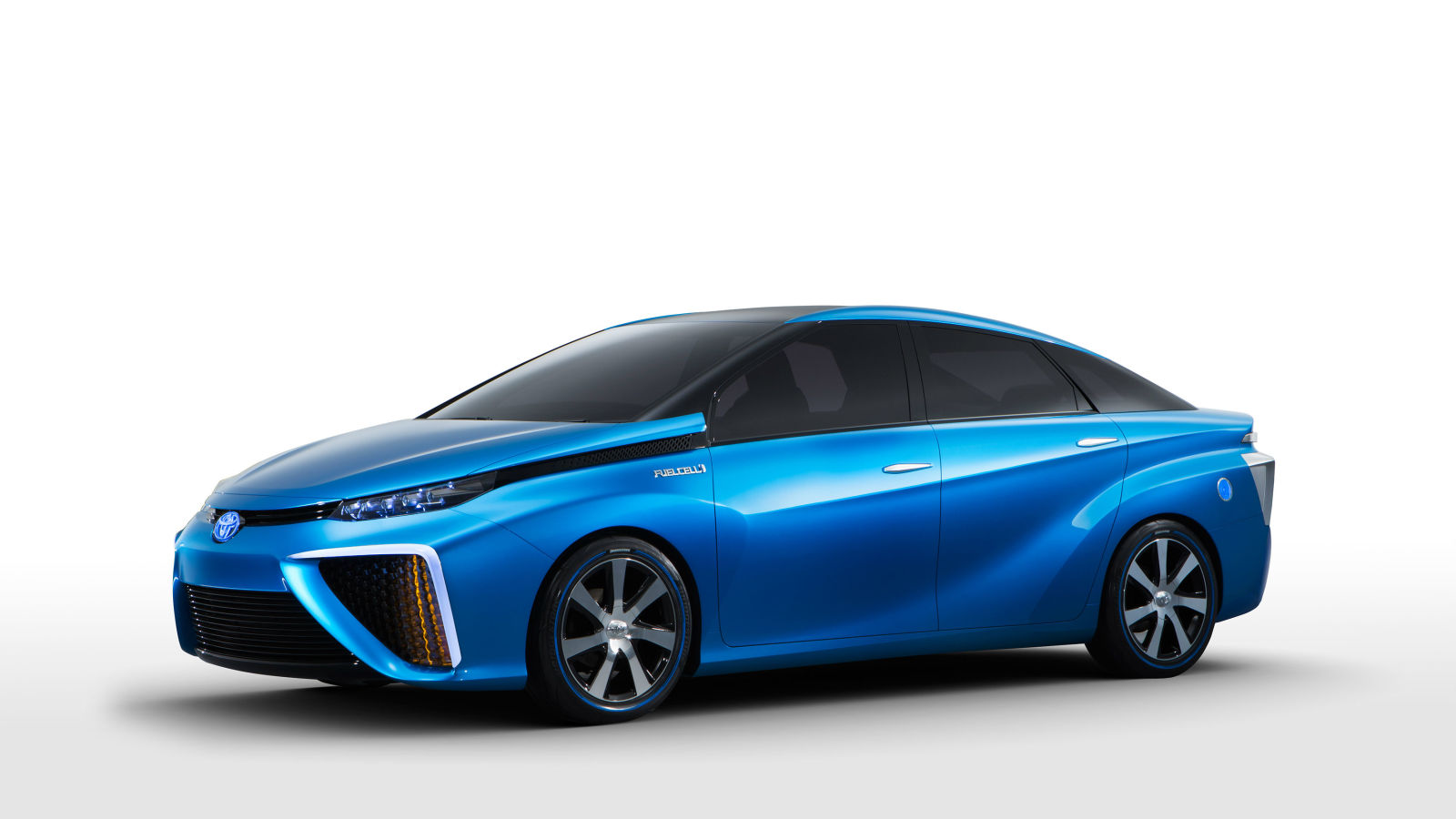 Amazing Toyota FCV Pictures & Backgrounds