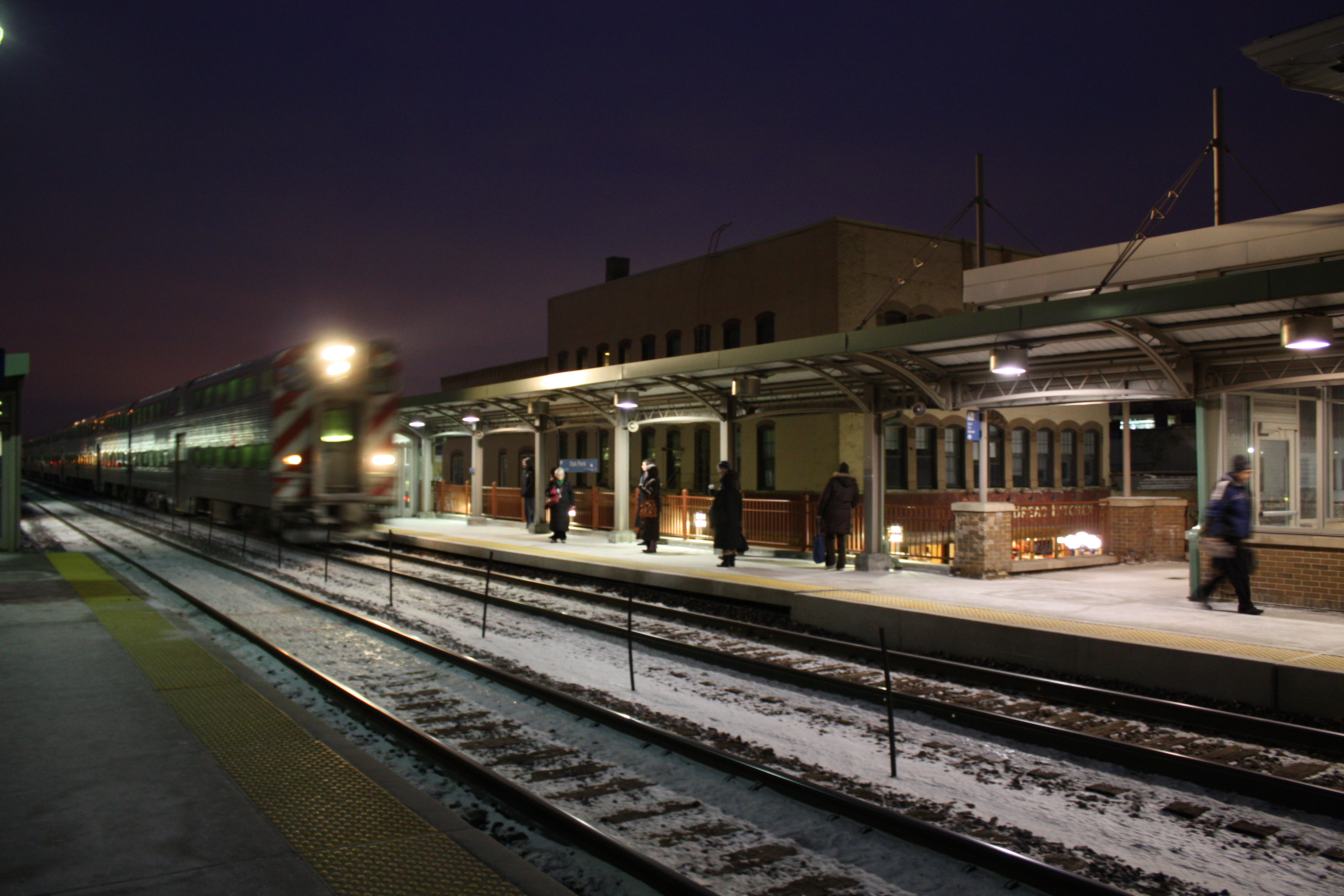Nice Images Collection: Train Station Desktop Wallpapers