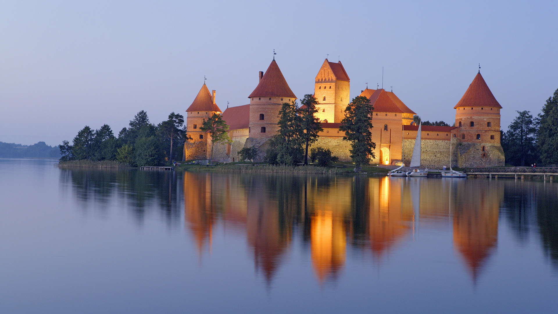 Trakai Island Castle High Quality Background on Wallpapers Vista