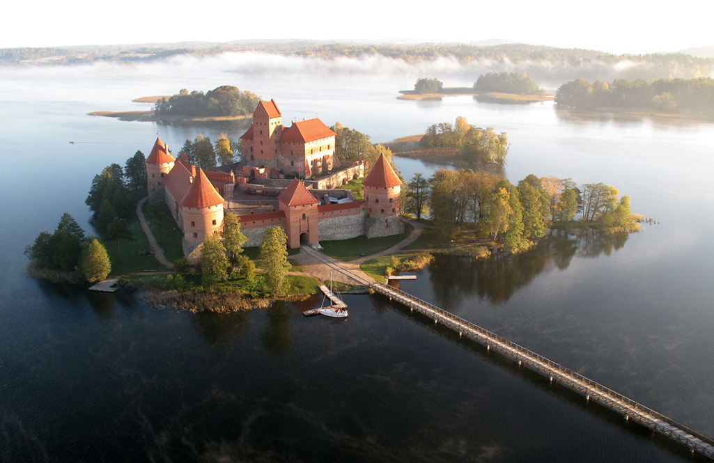 HQ Trakai Island Castle Wallpapers | File 231.87Kb