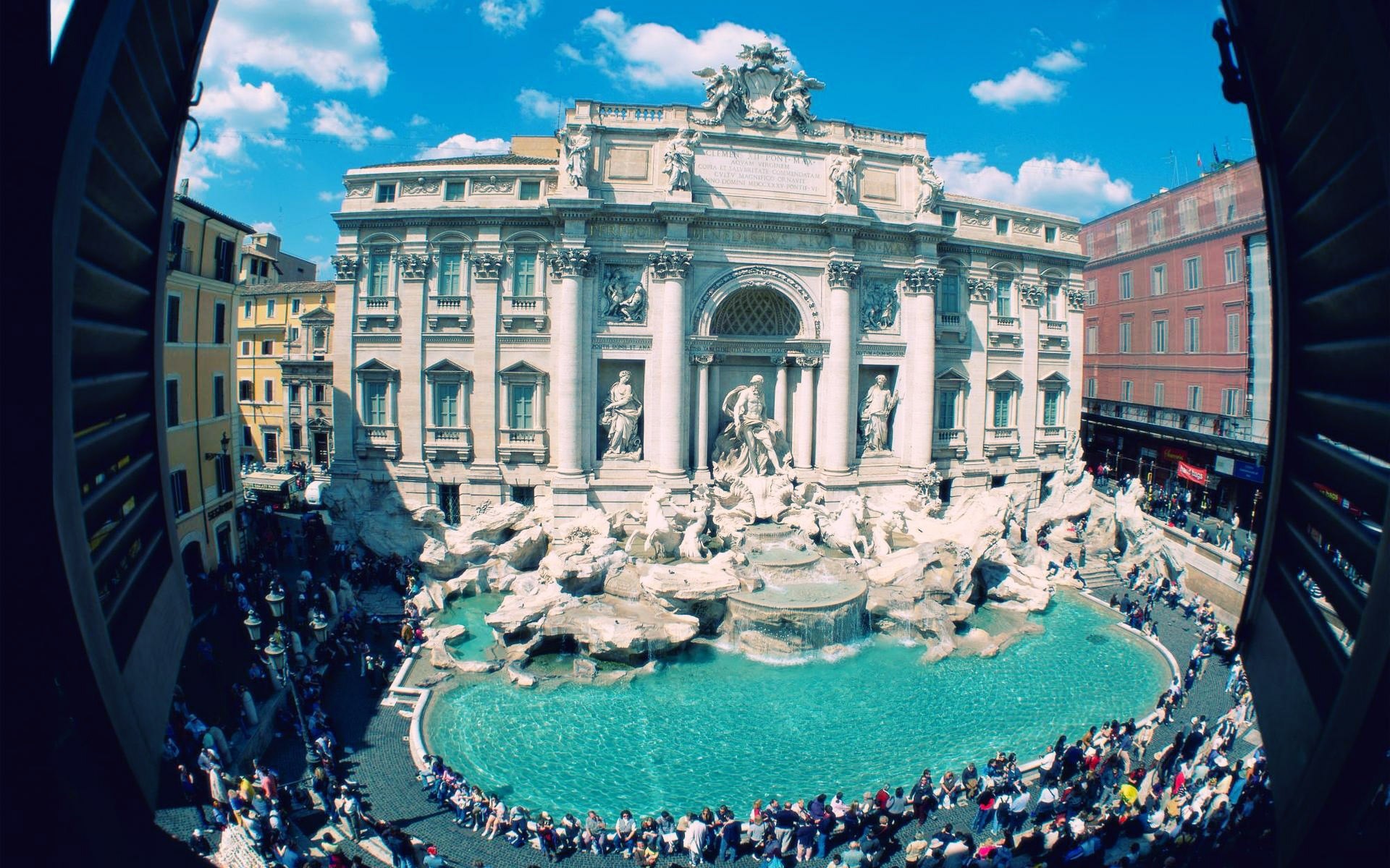 Amazing Trevi Fountain Pictures & Backgrounds