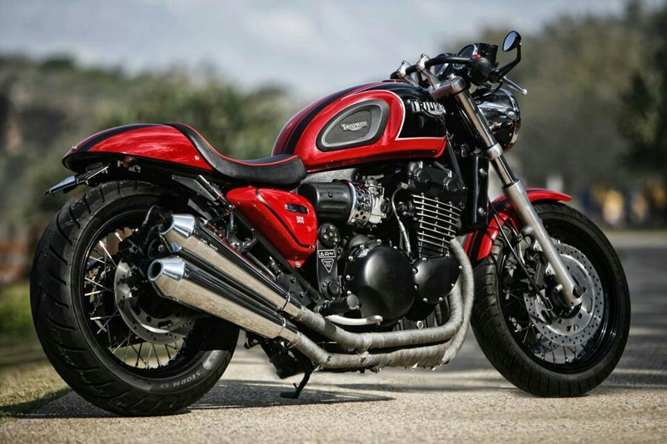 HQ Triumph Thunderbird Cafe Racer Wallpapers | File 133.42Kb