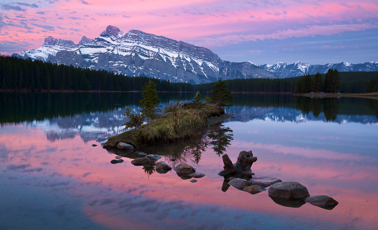Images of Two Jack Lake | 768x467