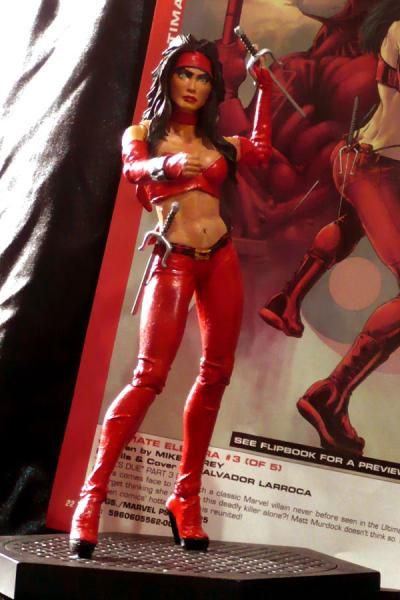 Ultimate Elektra Pics, Comics Collection
