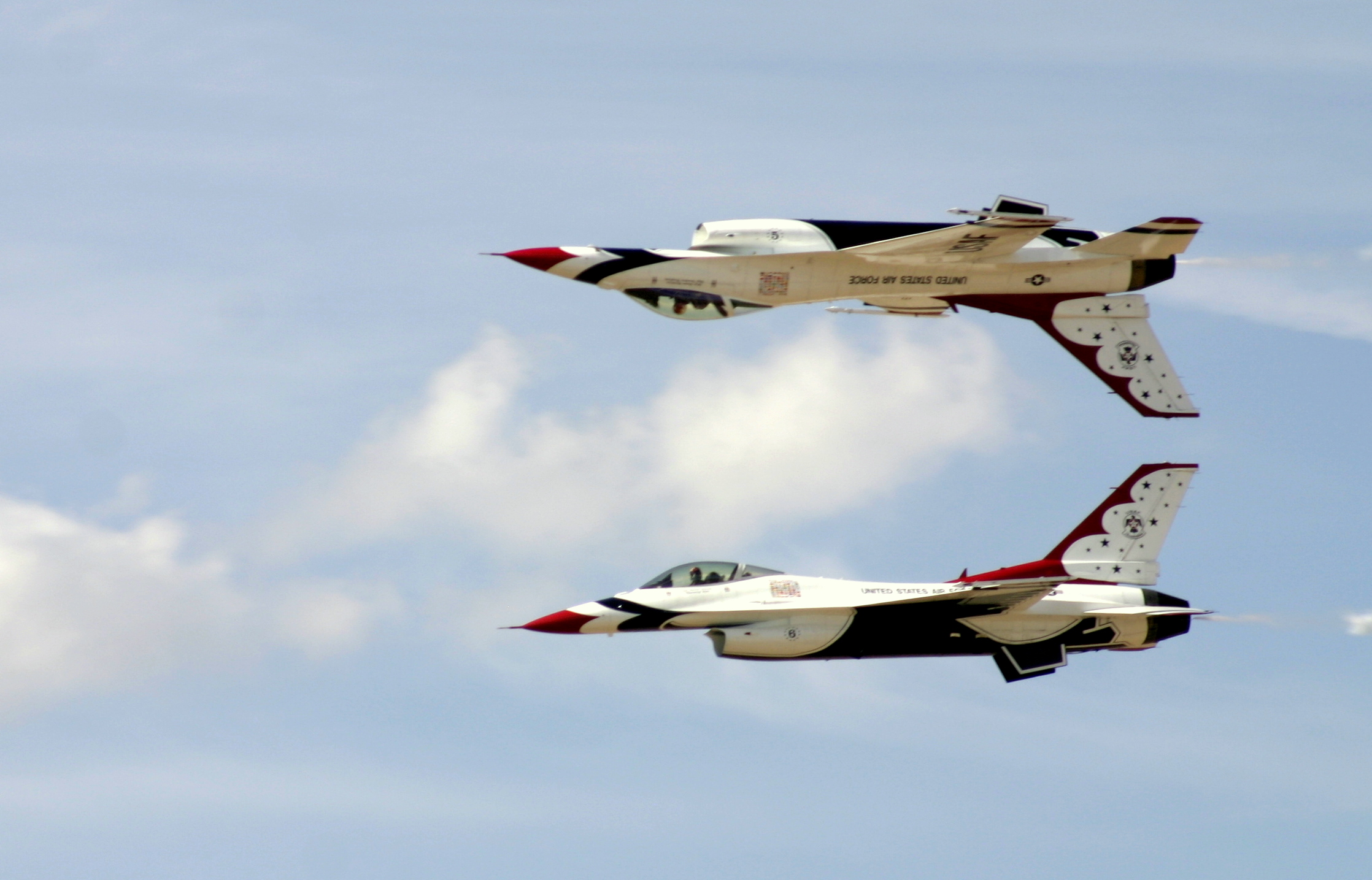 HD Quality Wallpaper | Collection: Military, 2236x1435 U.S.A.F. Thunderbirds