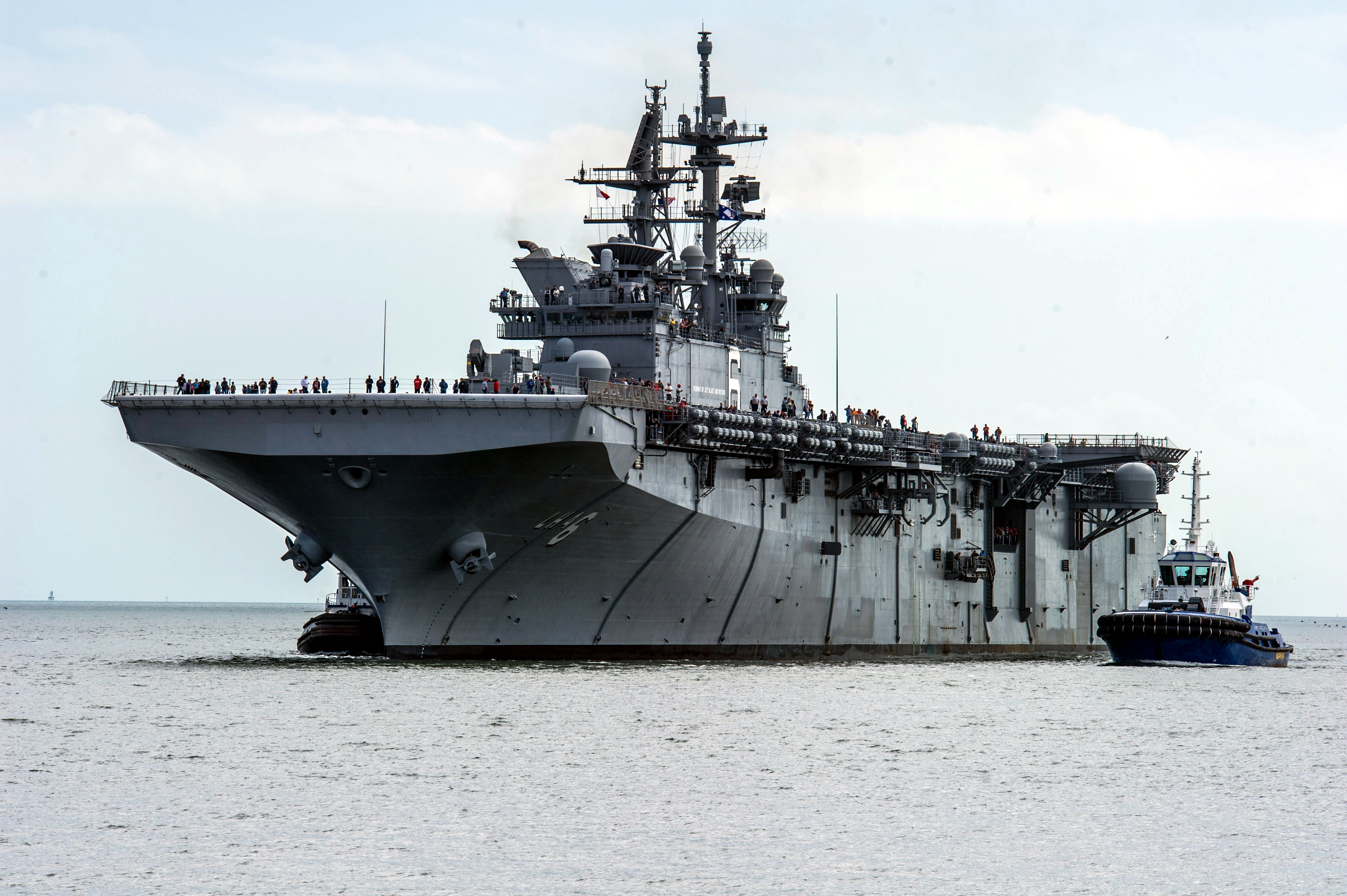 Nice Images Collection: USS America (LHA-6) Desktop Wallpapers