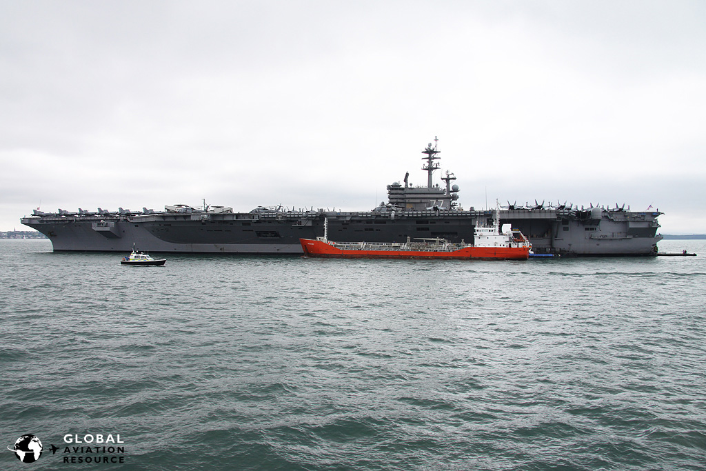 USS George H.W. Bush (CVN-77) Backgrounds, Compatible - PC, Mobile, Gadgets| 1024x683 px