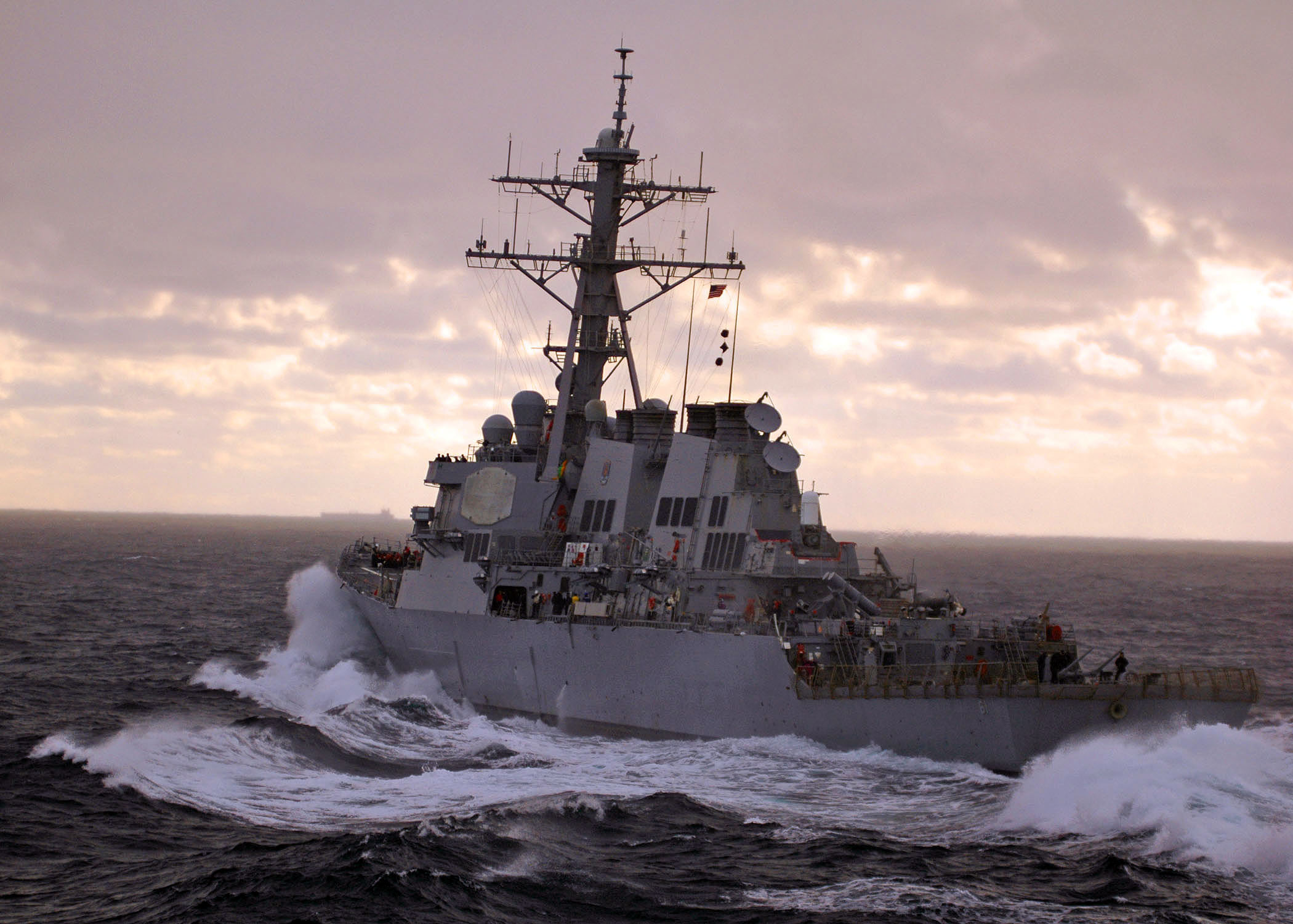 USS Ramage (DDG-61) Pics, Military Collection