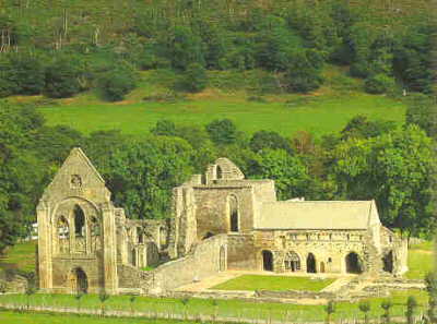 High Resolution Wallpaper | Valle Crucis Abbey 400x297 px