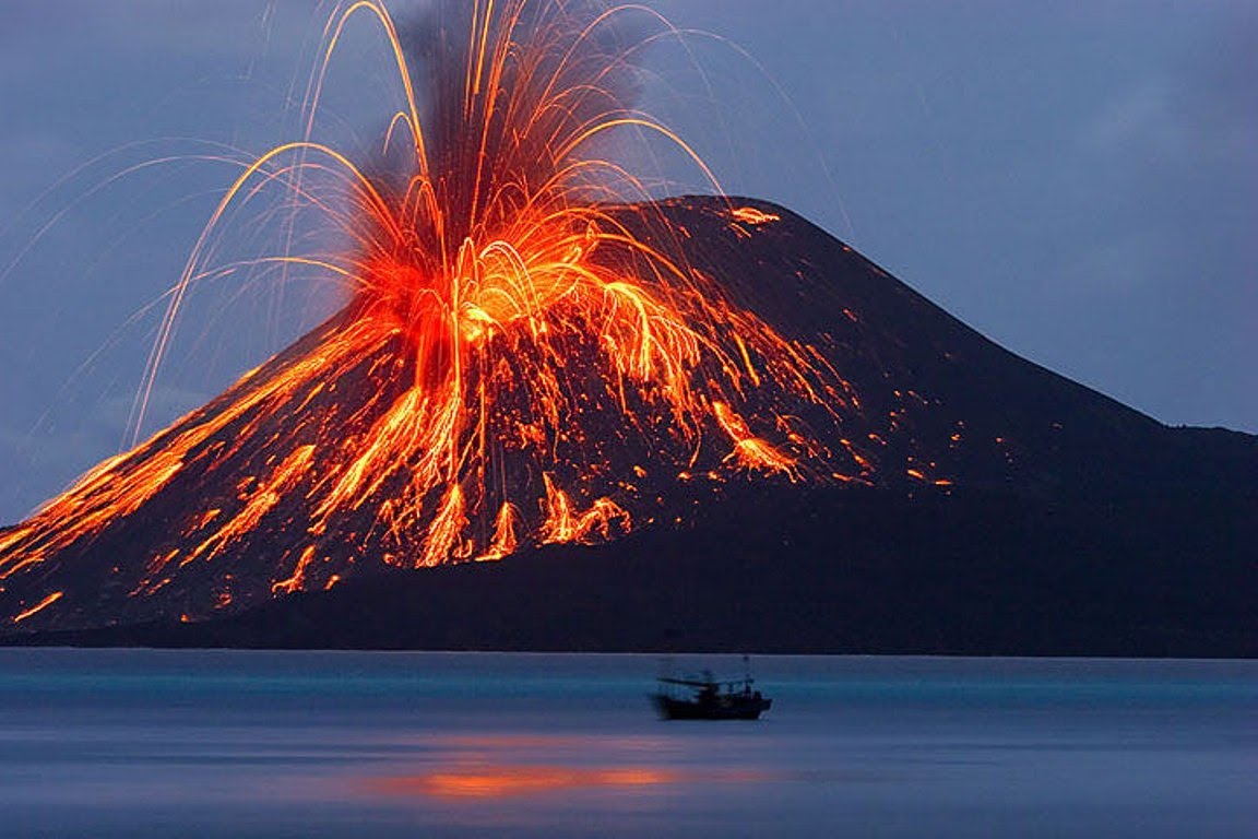 Nice Images Collection: Volcano Desktop Wallpapers