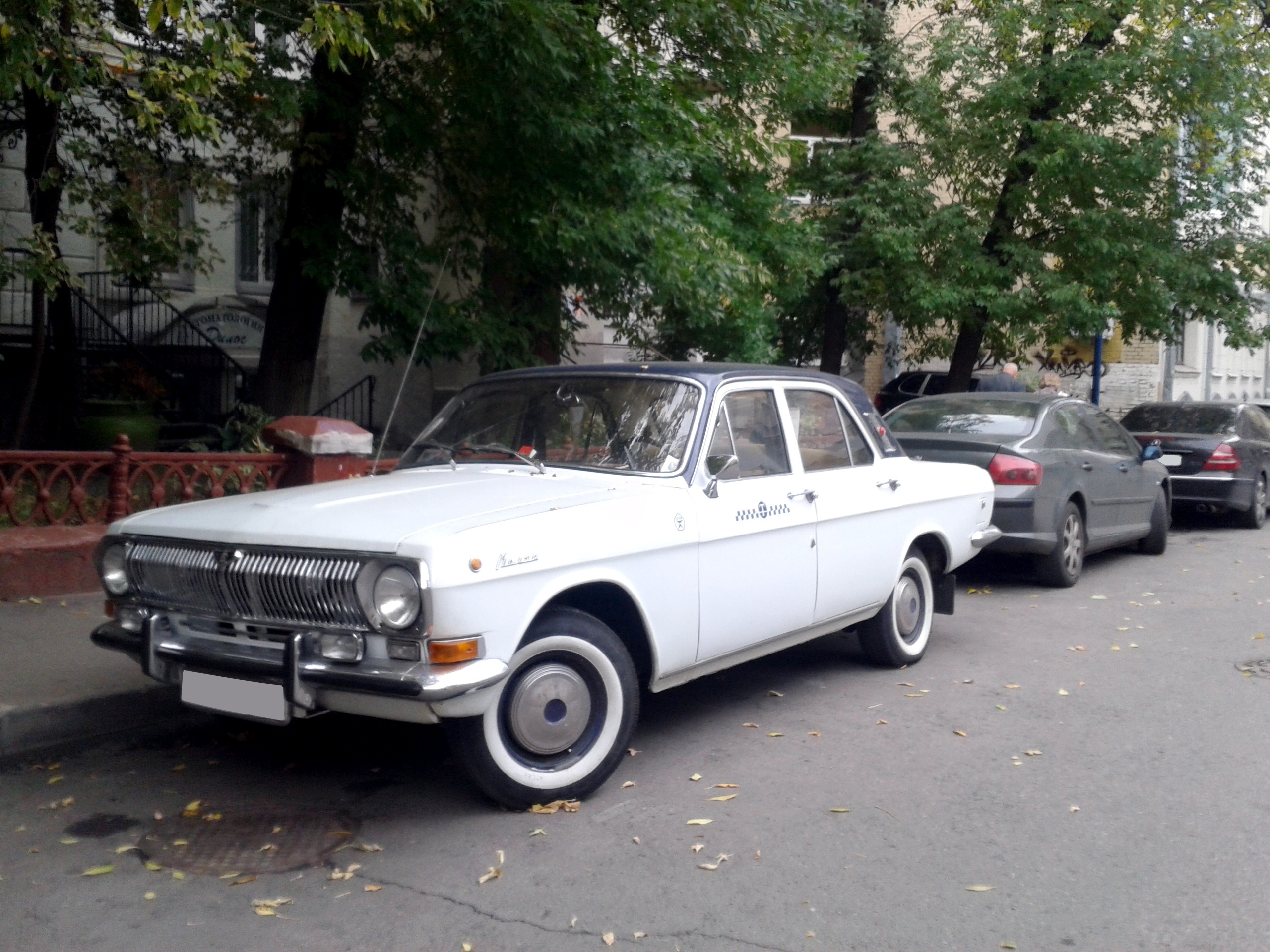 Volga GAZ-24 #7