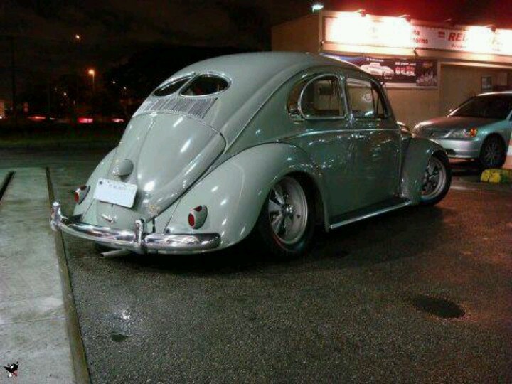 Volkswagen Split Window Beetle  #17