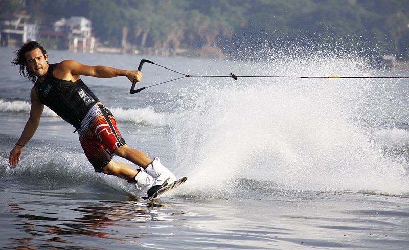 Amazing Wake Boarding  Pictures & Backgrounds