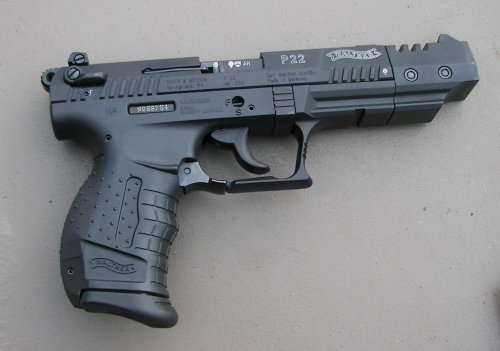 Walther P22 Handgun #10