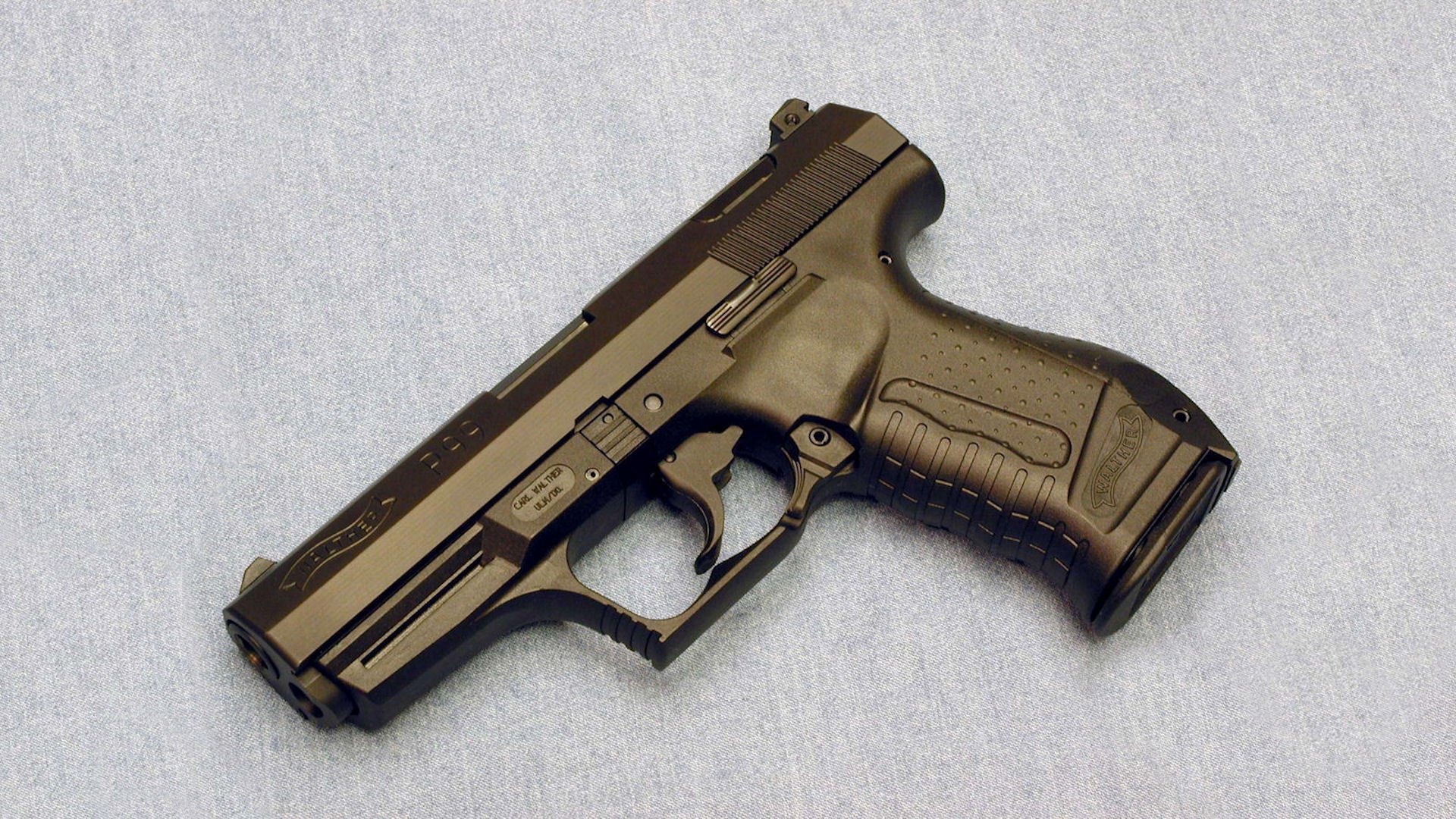 Walther P99 Pistol #21