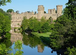 HD Quality Wallpaper | Collection: Man Made, 250x181 Warwick Castle