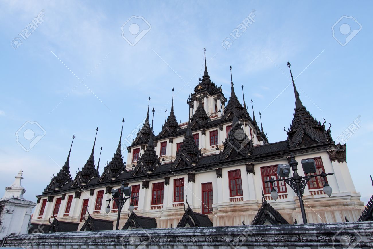 Nice wallpapers Wat Ratchanaddaram 1300x866px