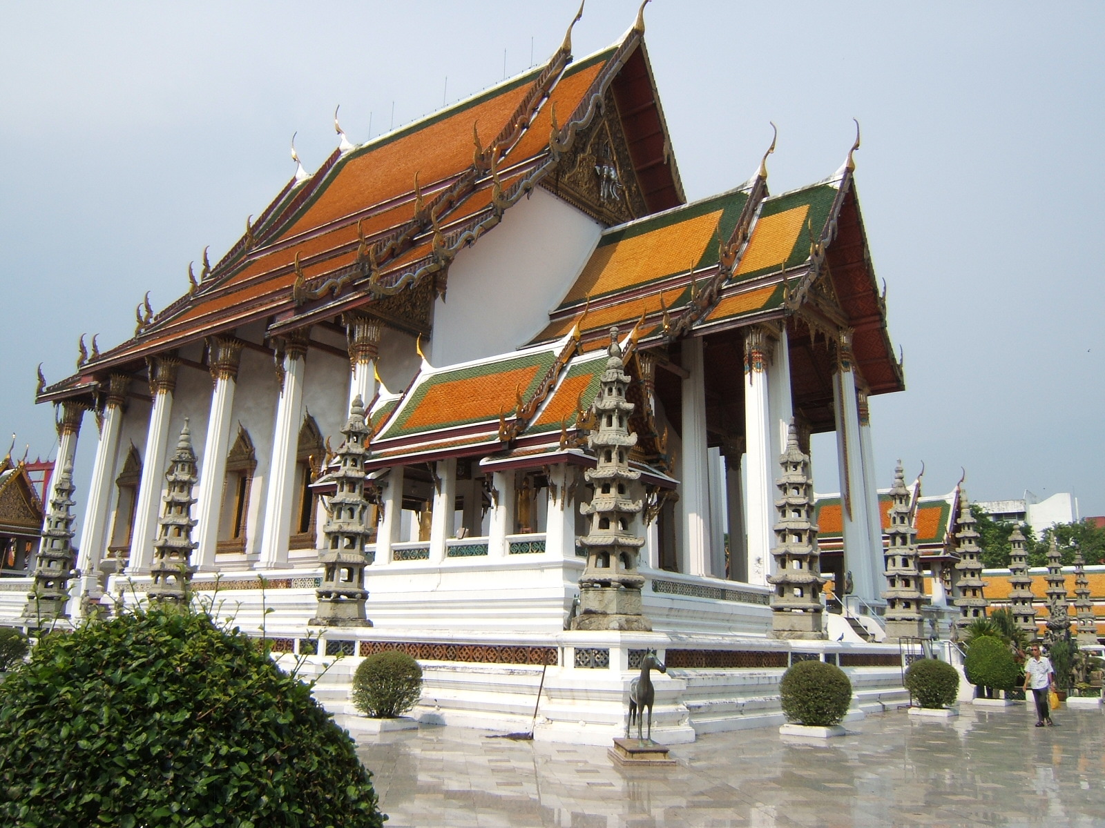 Wat Suthat High Quality Background on Wallpapers Vista