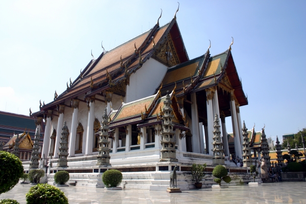 Images of Wat Suthat | 600x400