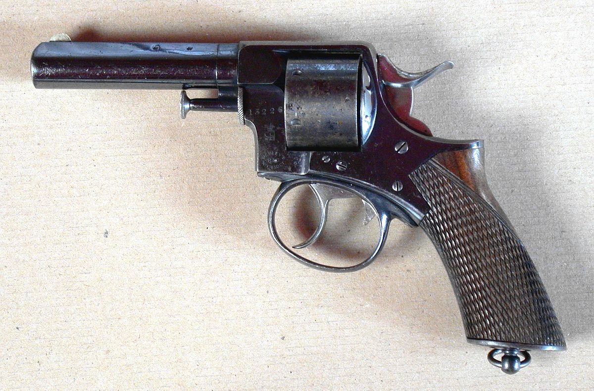 Images of Webley Revolver | 1200x790