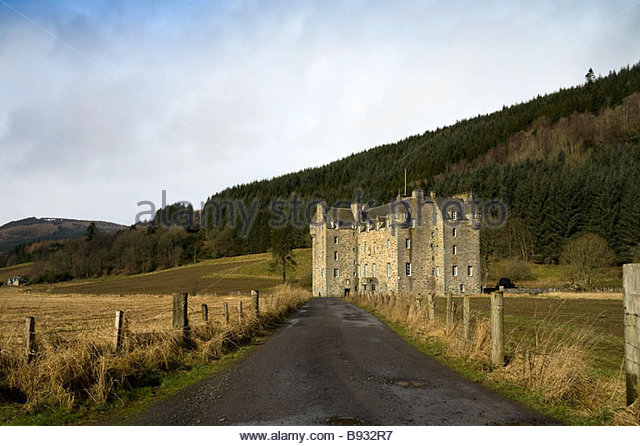 Amazing Weem Castle Pictures & Backgrounds
