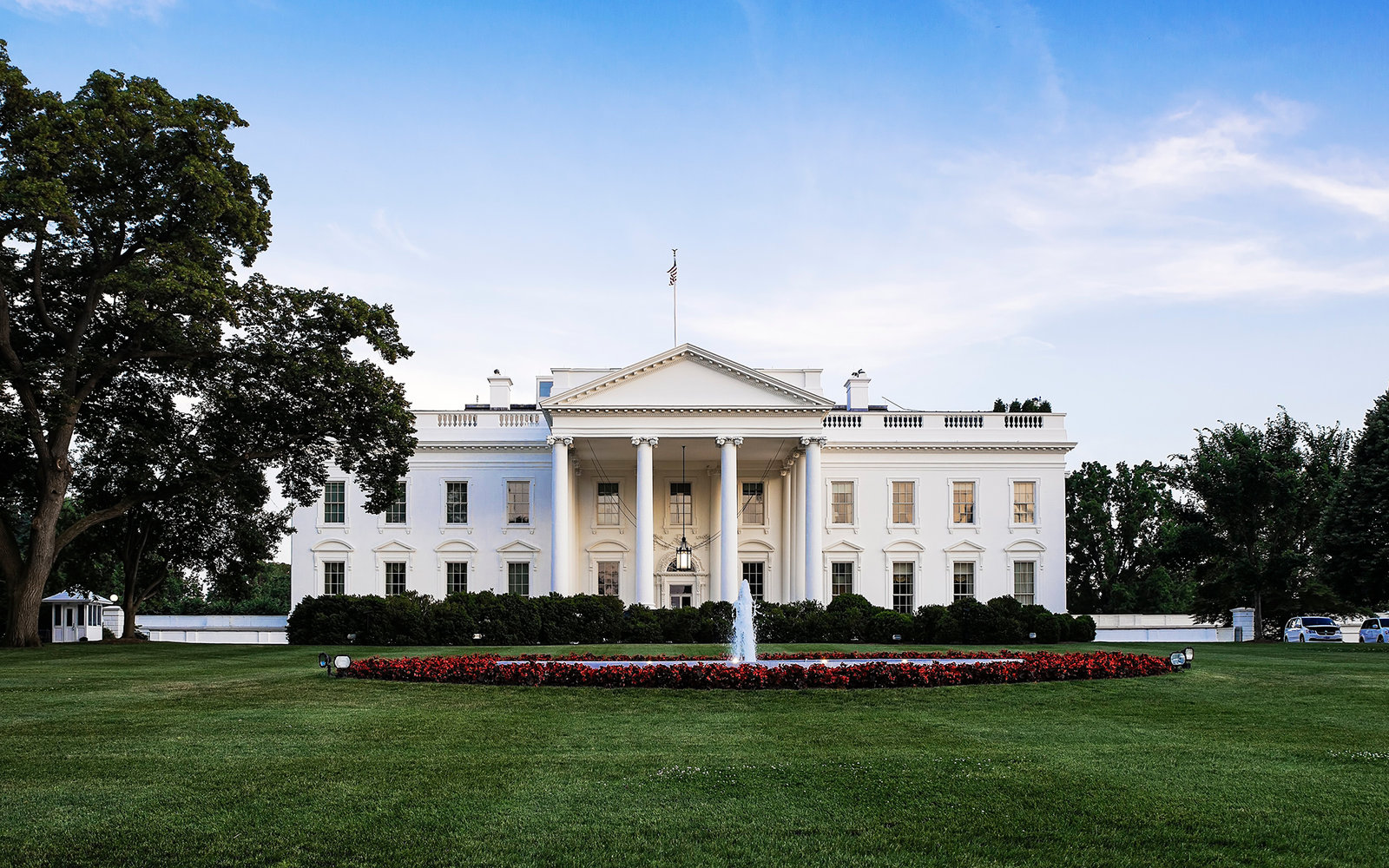 White House Backgrounds on Wallpapers Vista