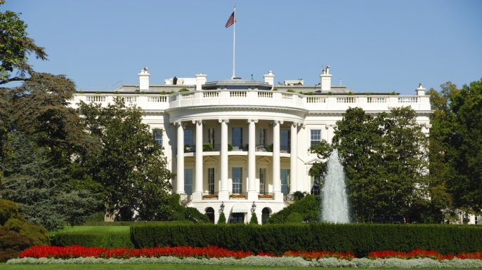 Amazing White House Pictures & Backgrounds