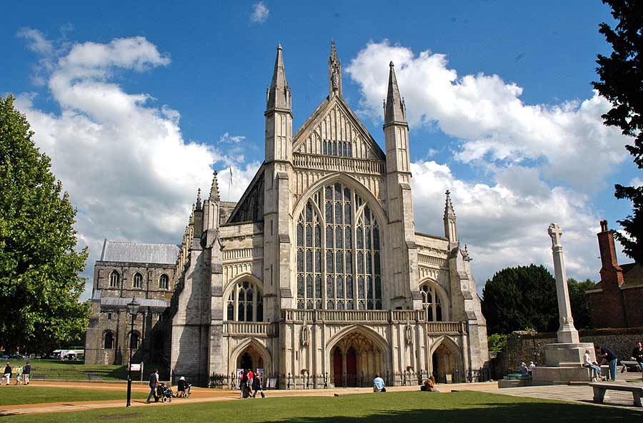 Amazing Winchester Cathedral Pictures & Backgrounds