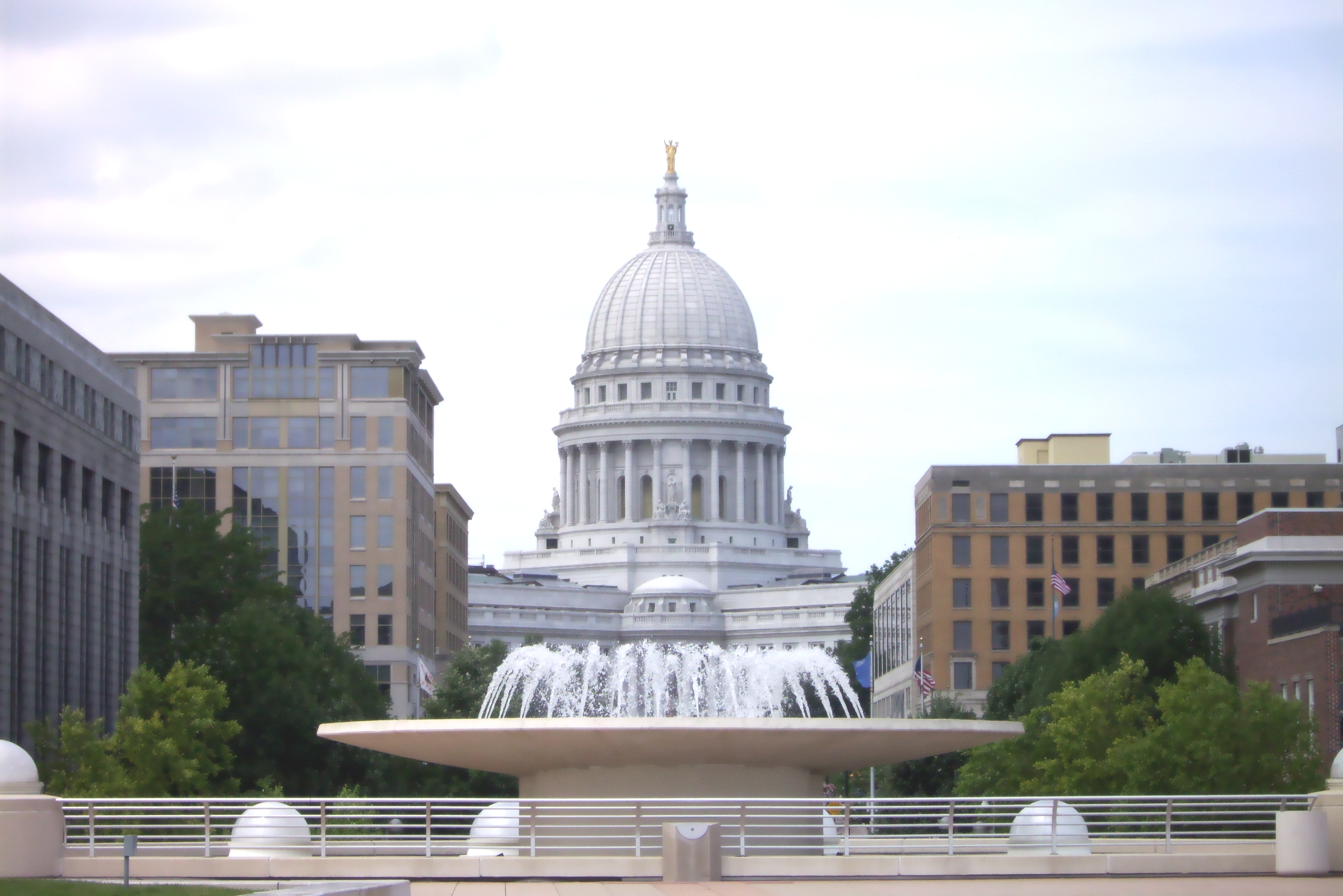 Nice wallpapers Wisconsin State Capitol 3680x2456px
