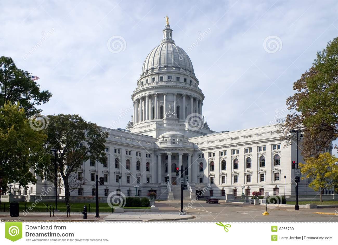 Wisconsin State Capitol Backgrounds, Compatible - PC, Mobile, Gadgets| 1300x945 px