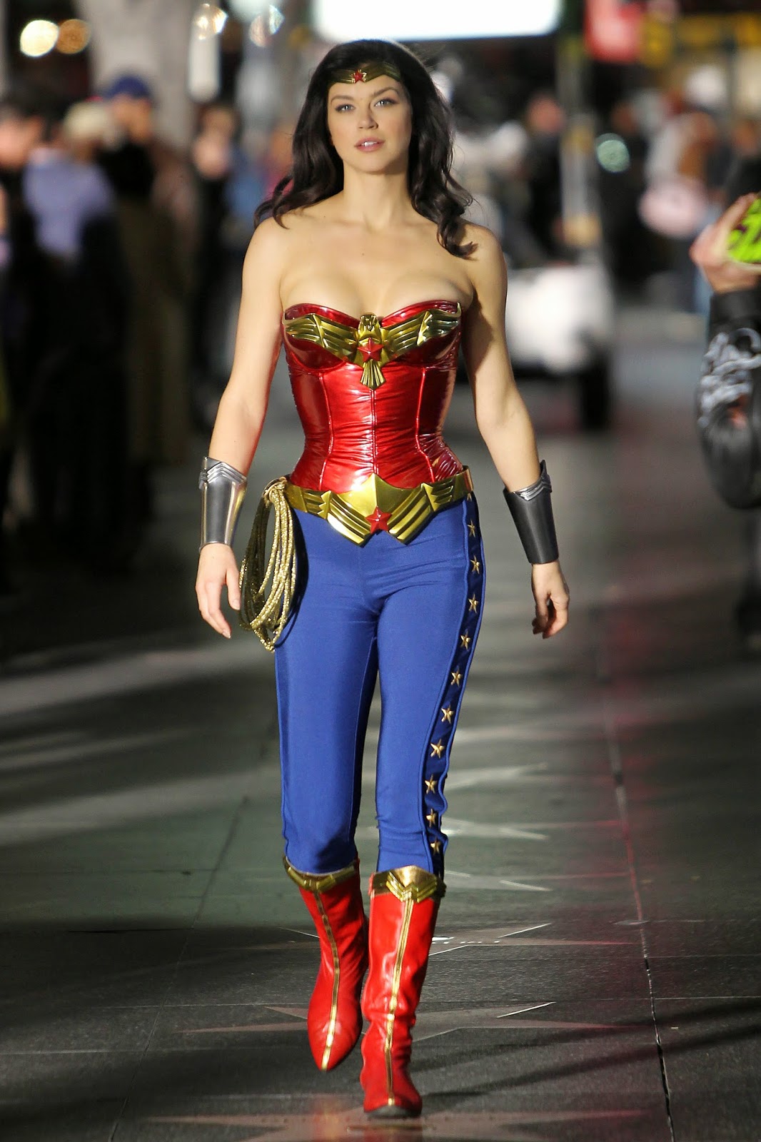 Wonder Woman (2011) Pics, TV Show Collection