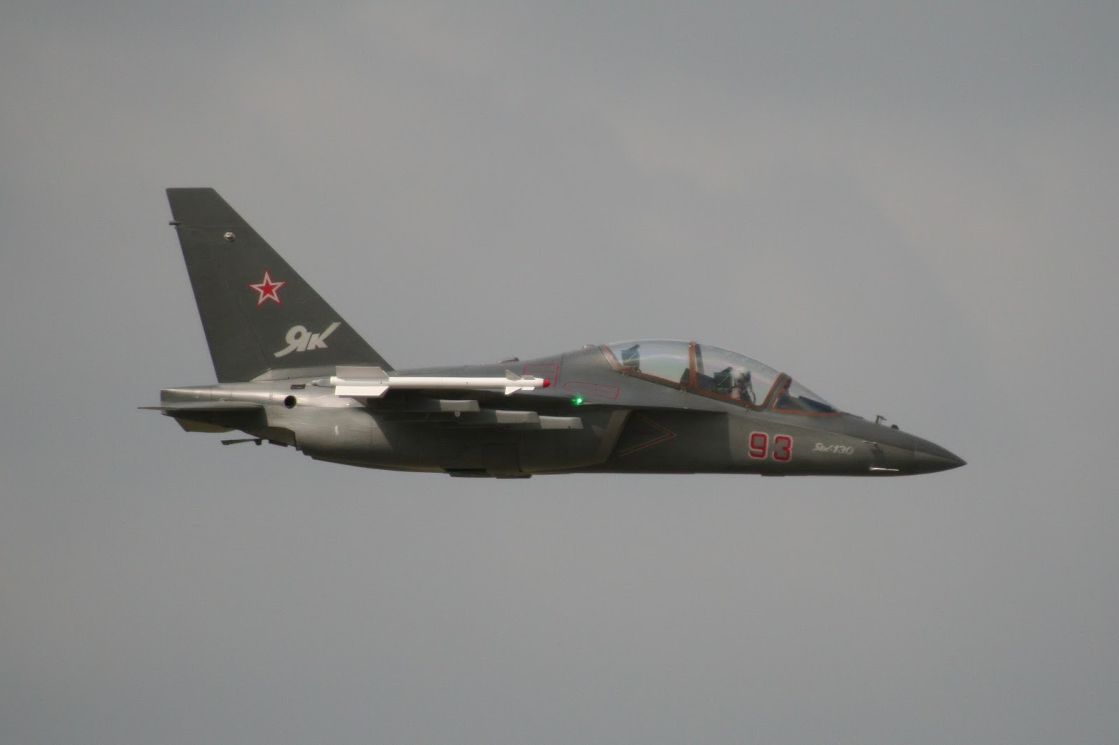 Yakovlev Yak-130 Backgrounds, Compatible - PC, Mobile, Gadgets| 1600x1065 px