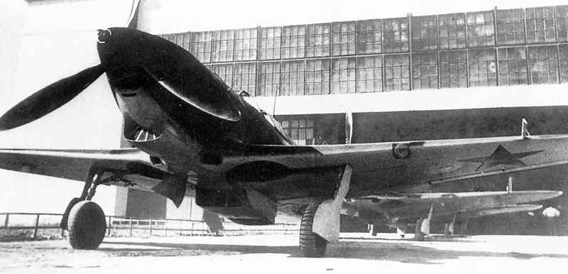 Yakovlev Yak-7 Pics, Military Collection