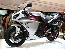 Yamaha R1 #24