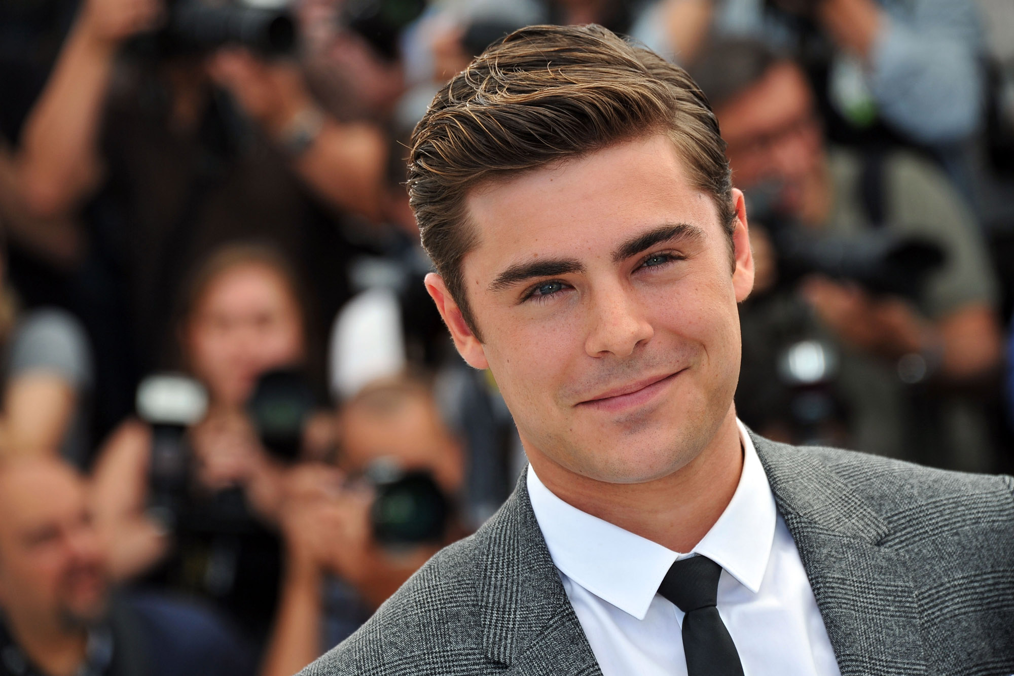 Zac Efron Backgrounds on Wallpapers Vista