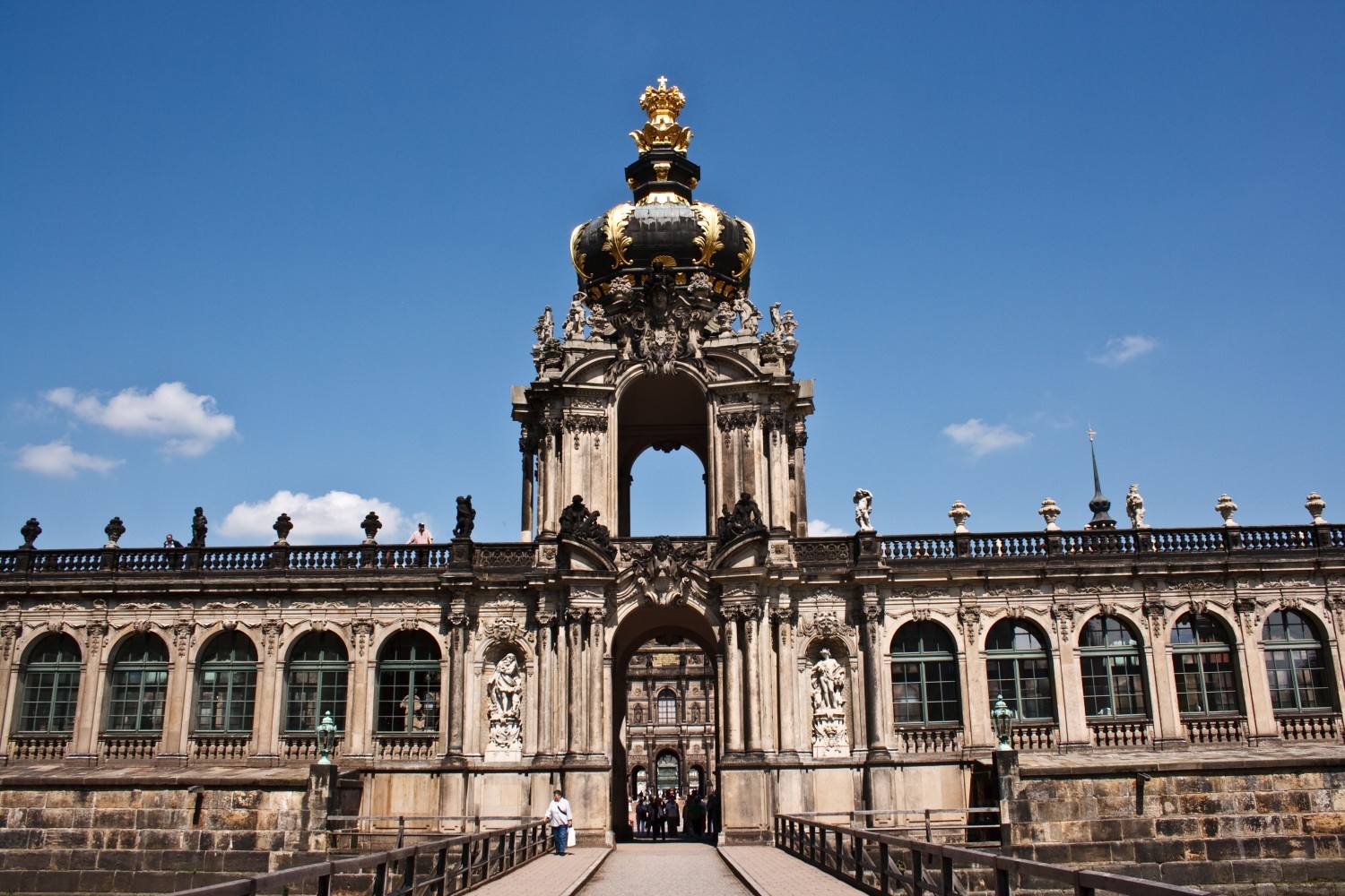 HQ Zwinger (Dresden) Wallpapers | File 502.23Kb