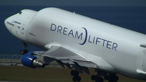 preview Boeing 747 Dreamlifter