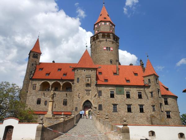preview Bouzov Castle