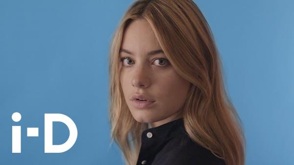 preview Camille Rowe
