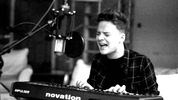 preview Conor Maynard