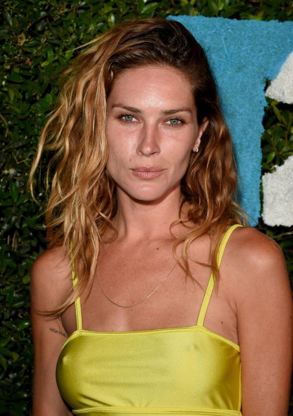 preview Erin Wasson
